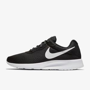 Women’s Nike Tanjun shoes